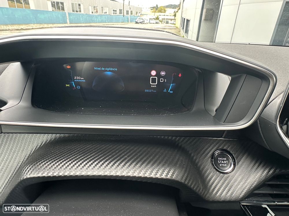 Peugeot 2008 1.2 PureTech GT Line EAT8 - 20