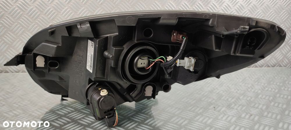 81110-0H050 lampa reflektor prawa prawy przód przednia CITROEN C1 2005-2012 - 7