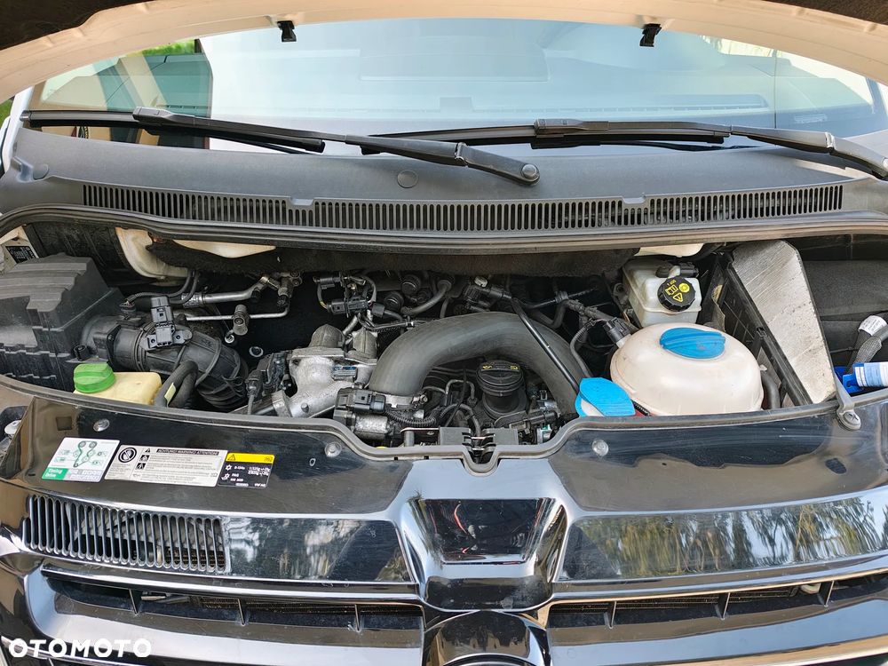 Volkswagen Multivan - 19