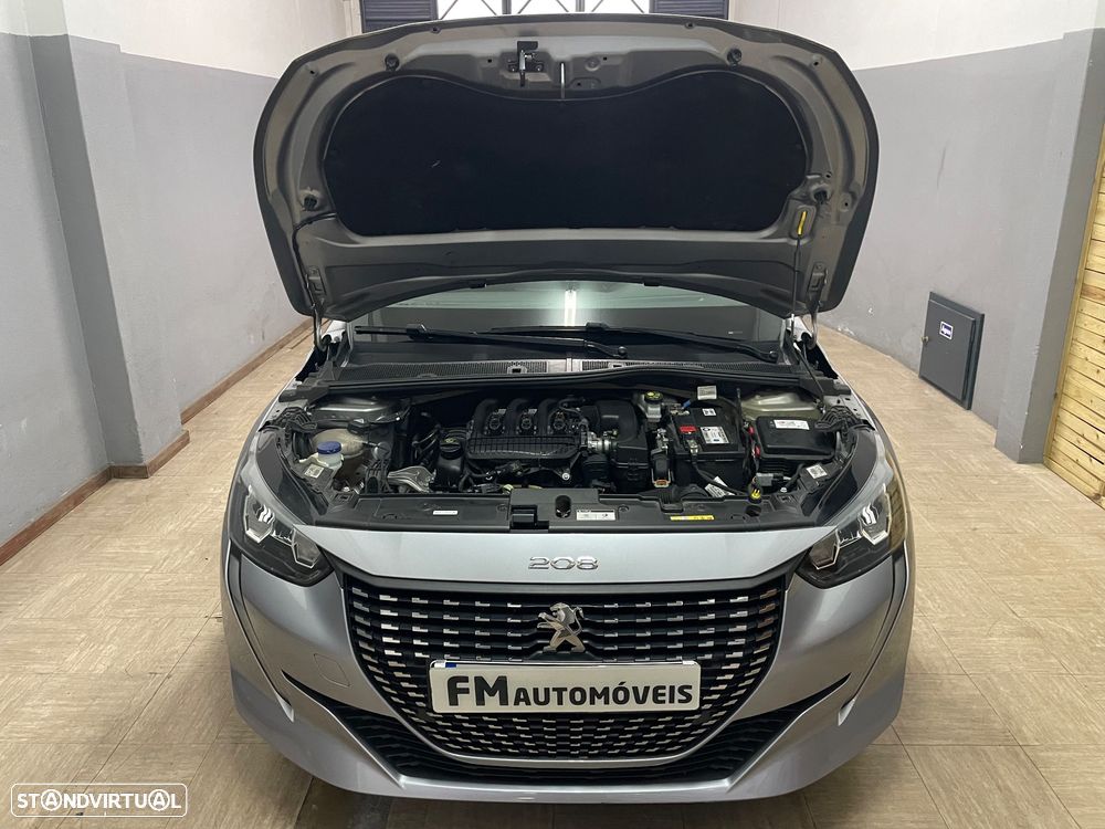 Peugeot 208 1.2 PureTech SE Style - 31