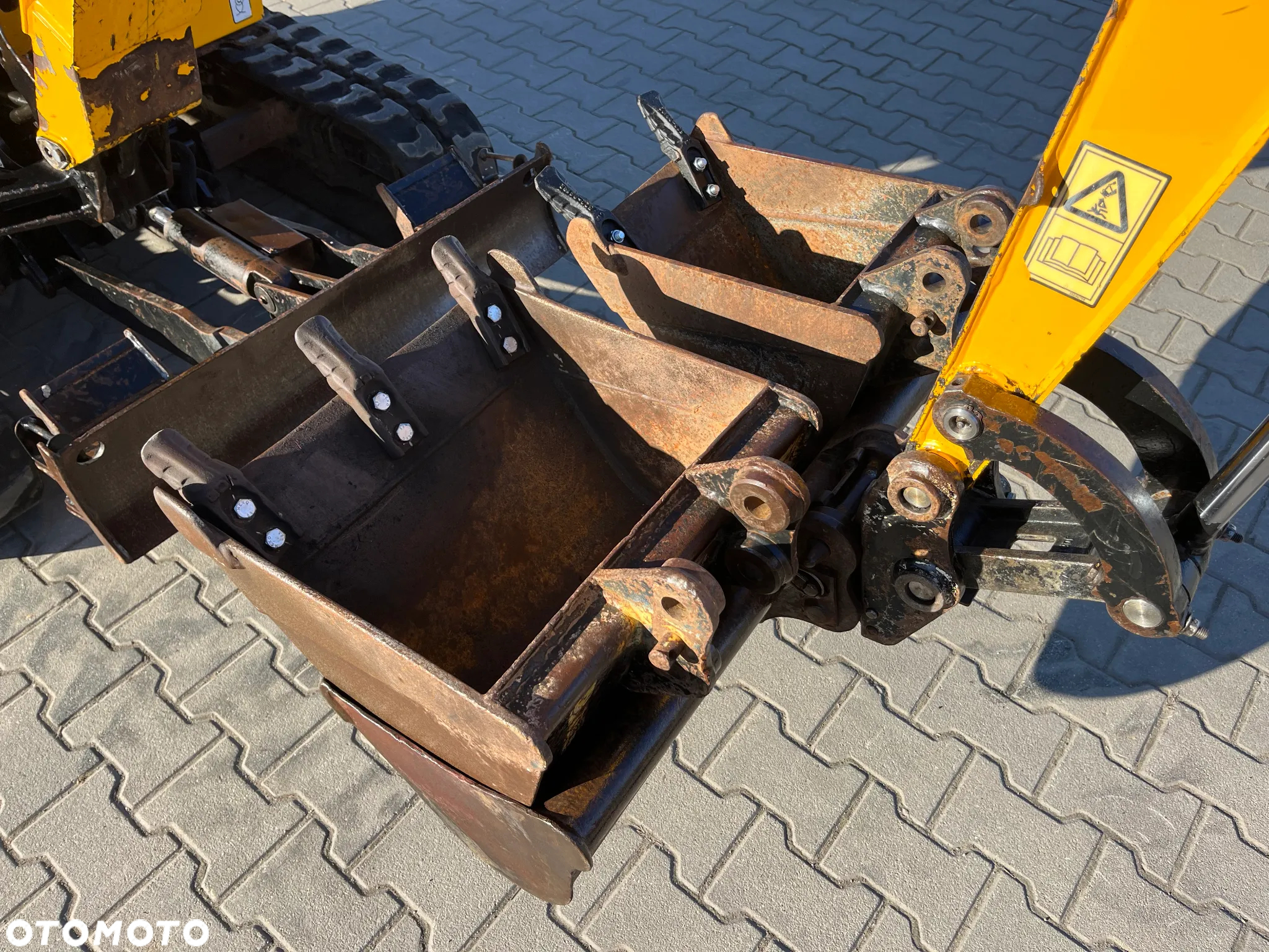 JCB 19C-1 - 9