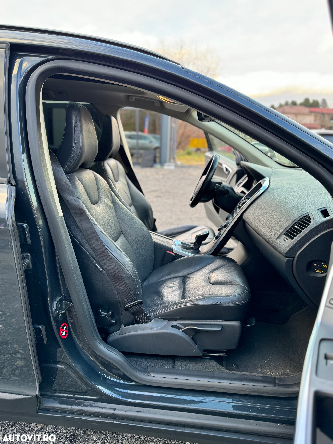 Volvo XC 60 2.4D AWD Aut. Summum - 33