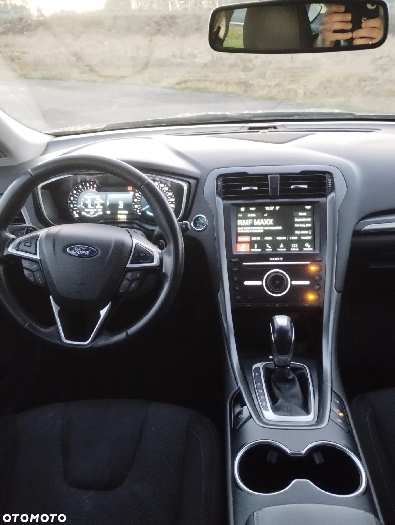 Ford Mondeo 2.0 TDCi Titanium PowerShift - 17