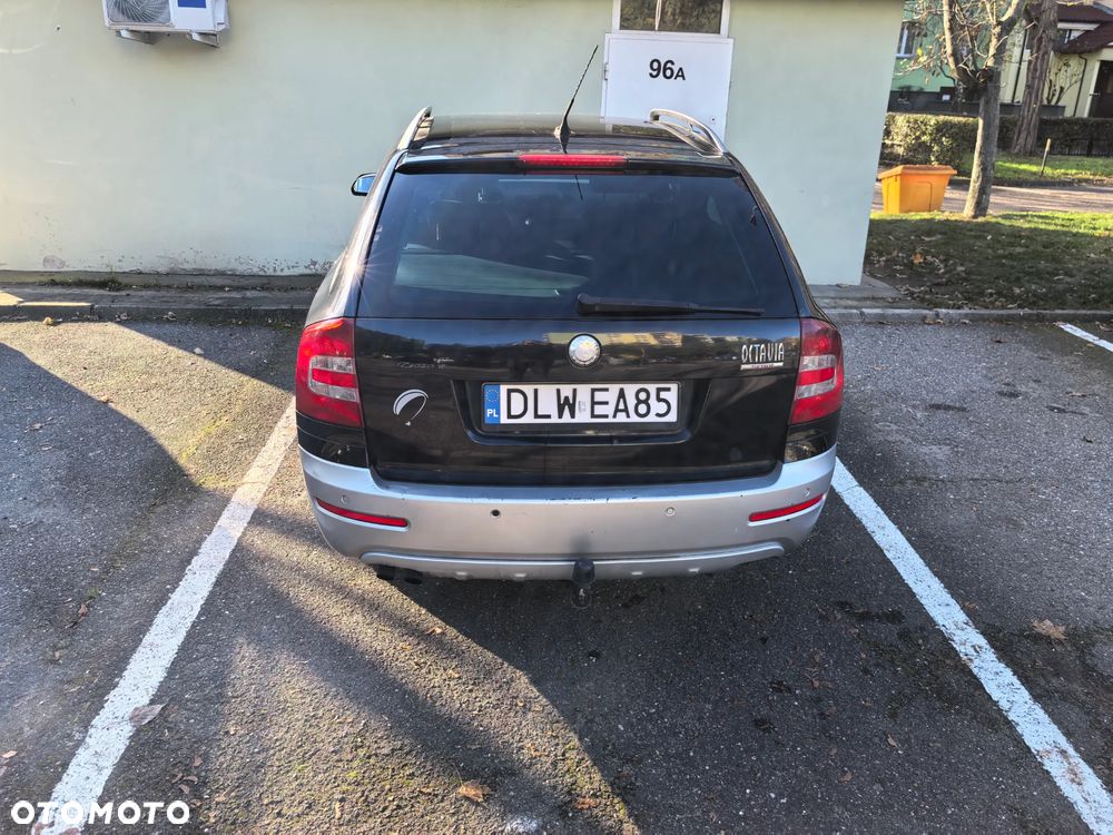 Skoda Octavia 2.0 TDI DPF 4x4 Laurin & Klement - 7