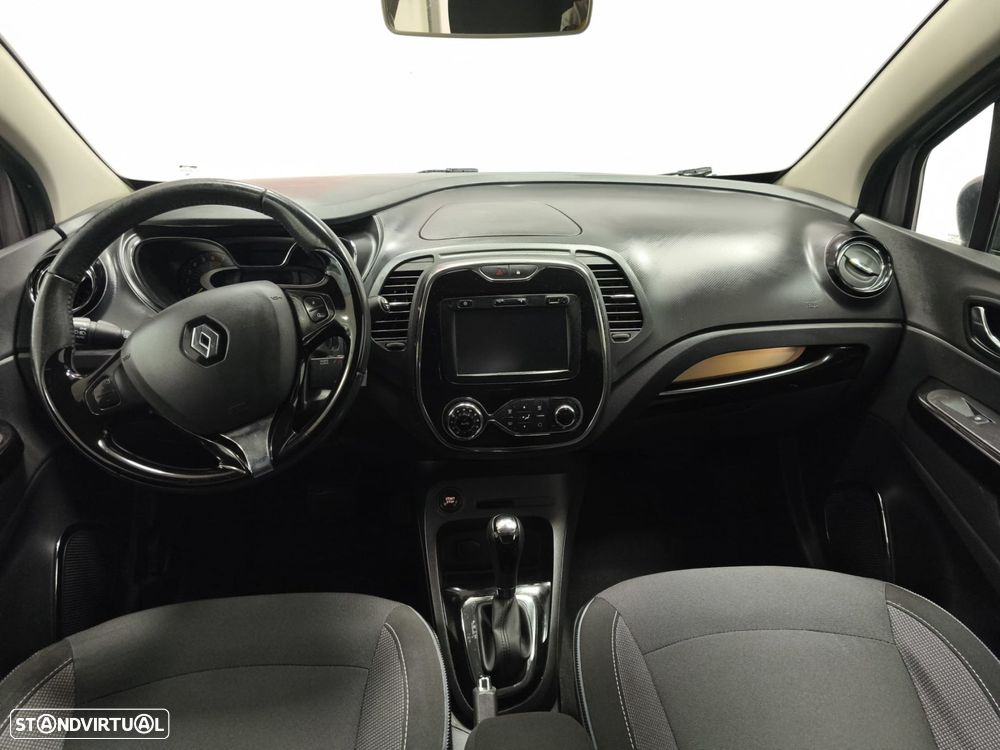 Renault Captur 1.2 TCe Exclusive EDC - 6