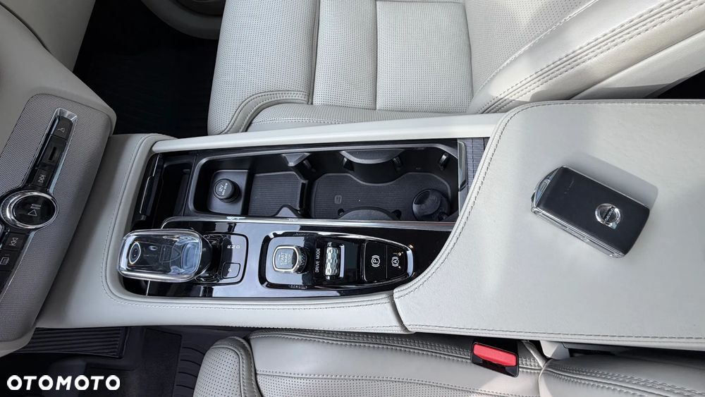 Volvo XC 90 B5 D AWD Inscription 7os - 18