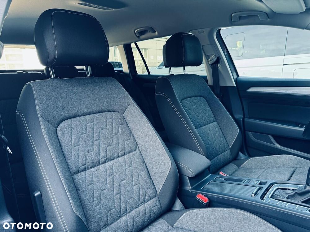 Volkswagen Passat - 14