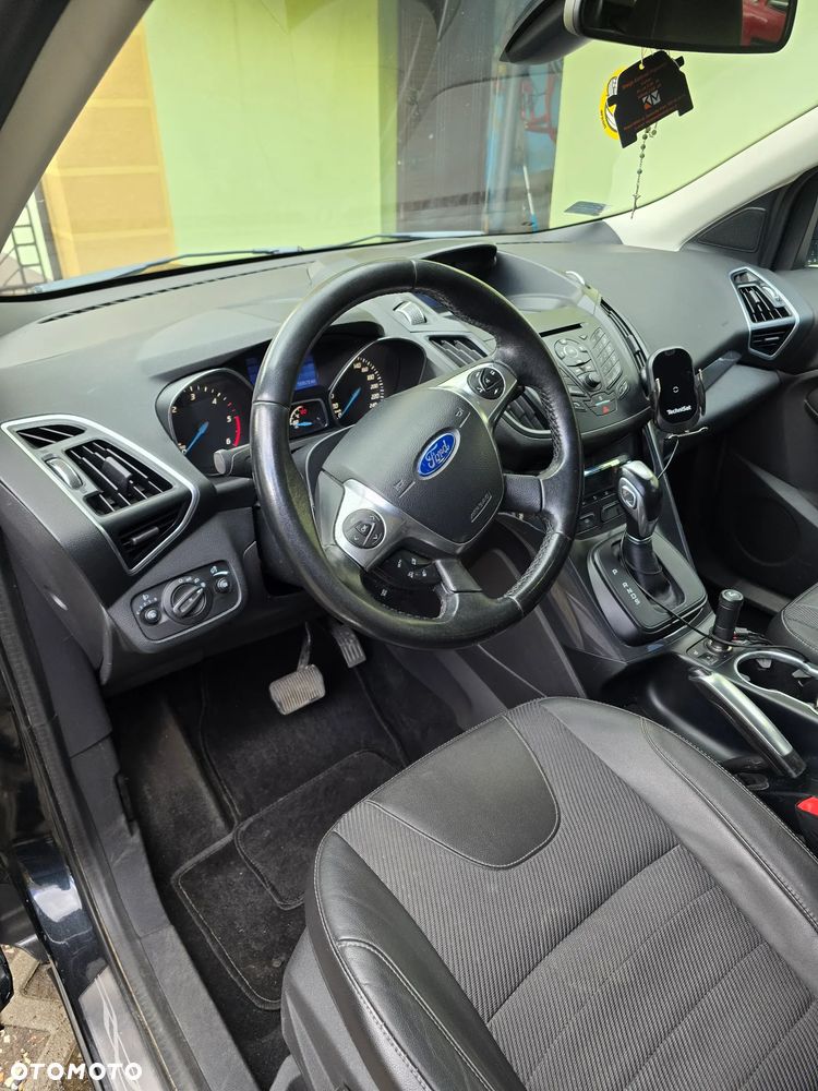 Ford Kuga 2.0 TDCi 4WD Titanium - 6