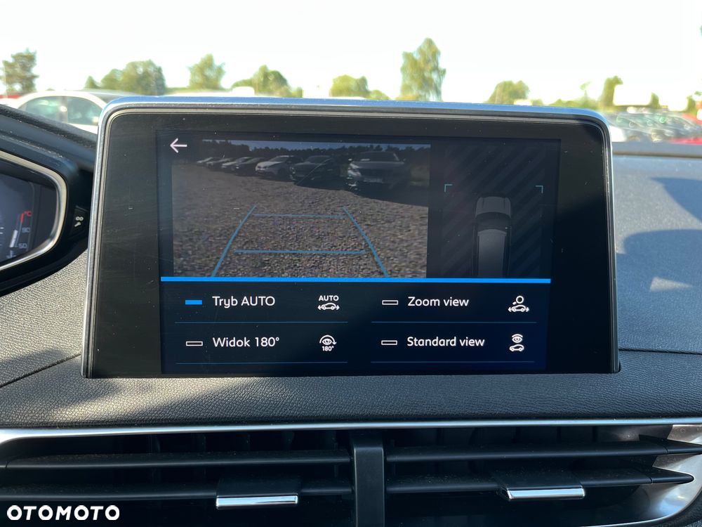 Peugeot 3008 1.2 PureTech Allure S&S - 19