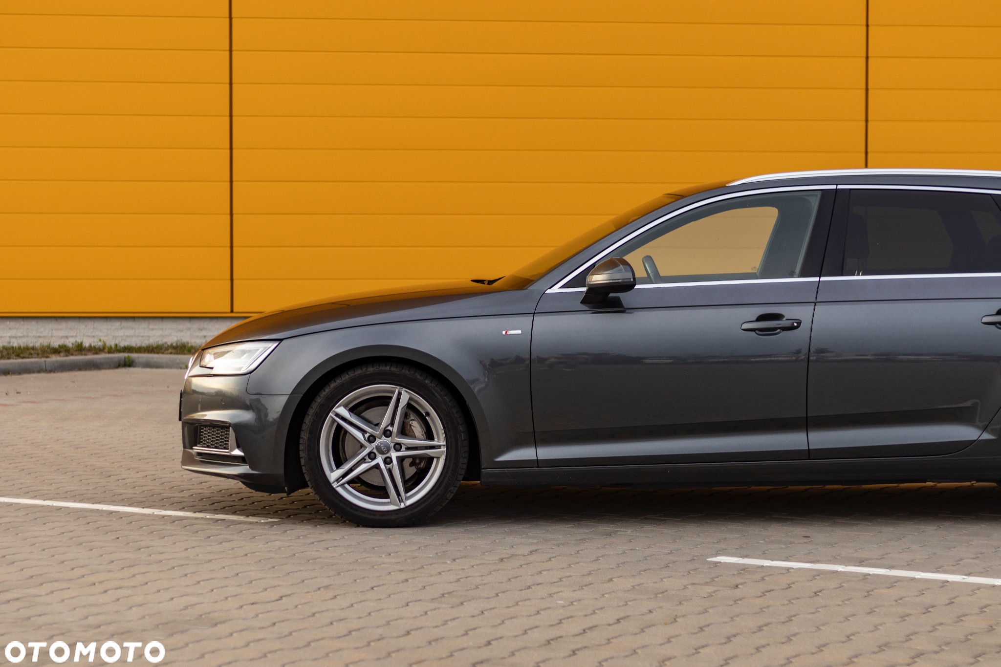 Audi A4 - 8