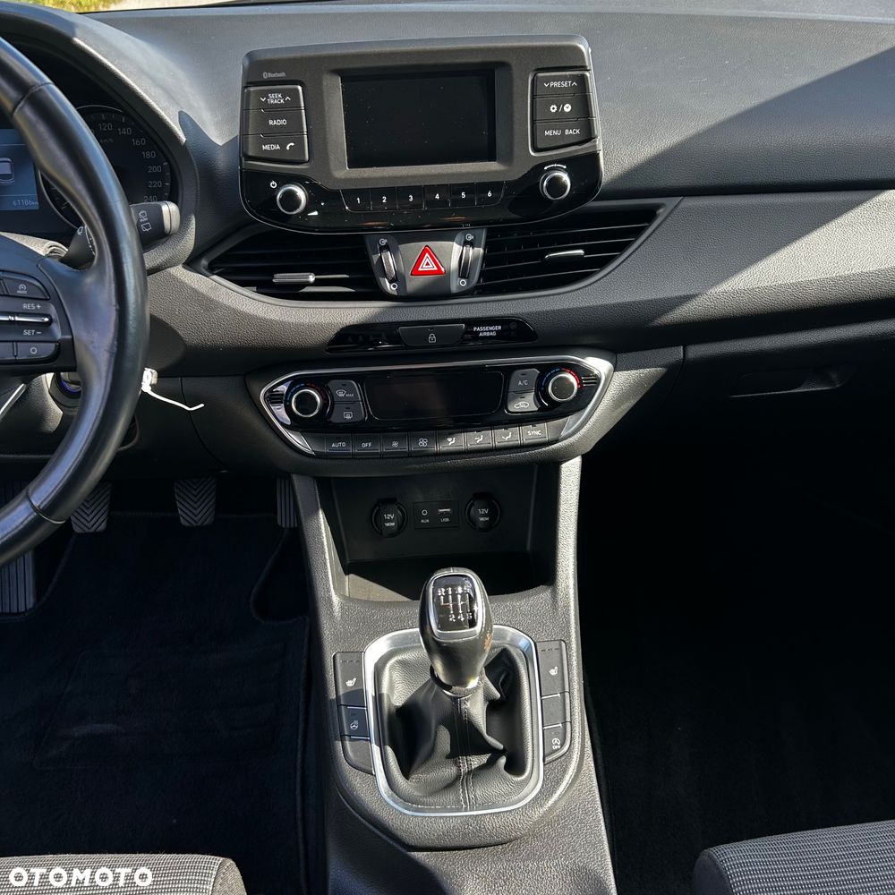 Hyundai i30 - 12