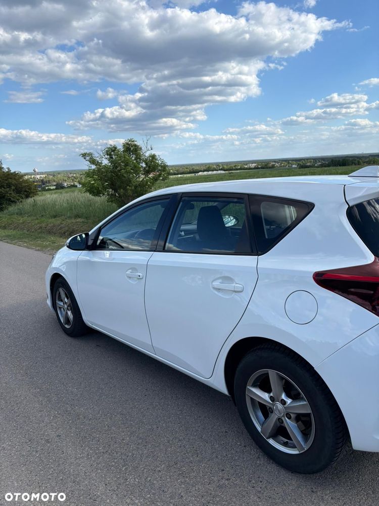 Toyota Auris 1.4 D-4D Active - 4