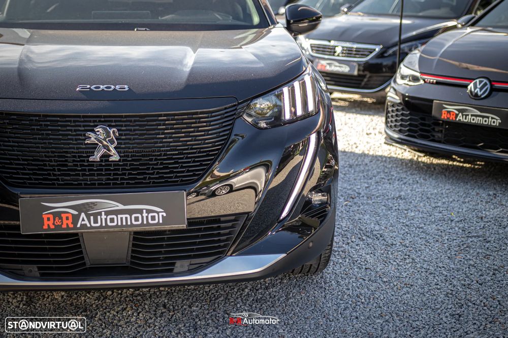 Peugeot e-2008 50 kWh GT - 8