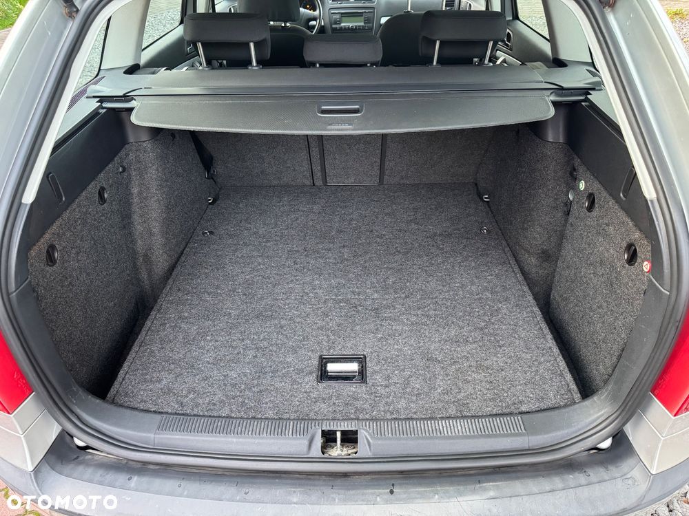 Skoda Octavia 1.6 Ambiente EU5 - 15