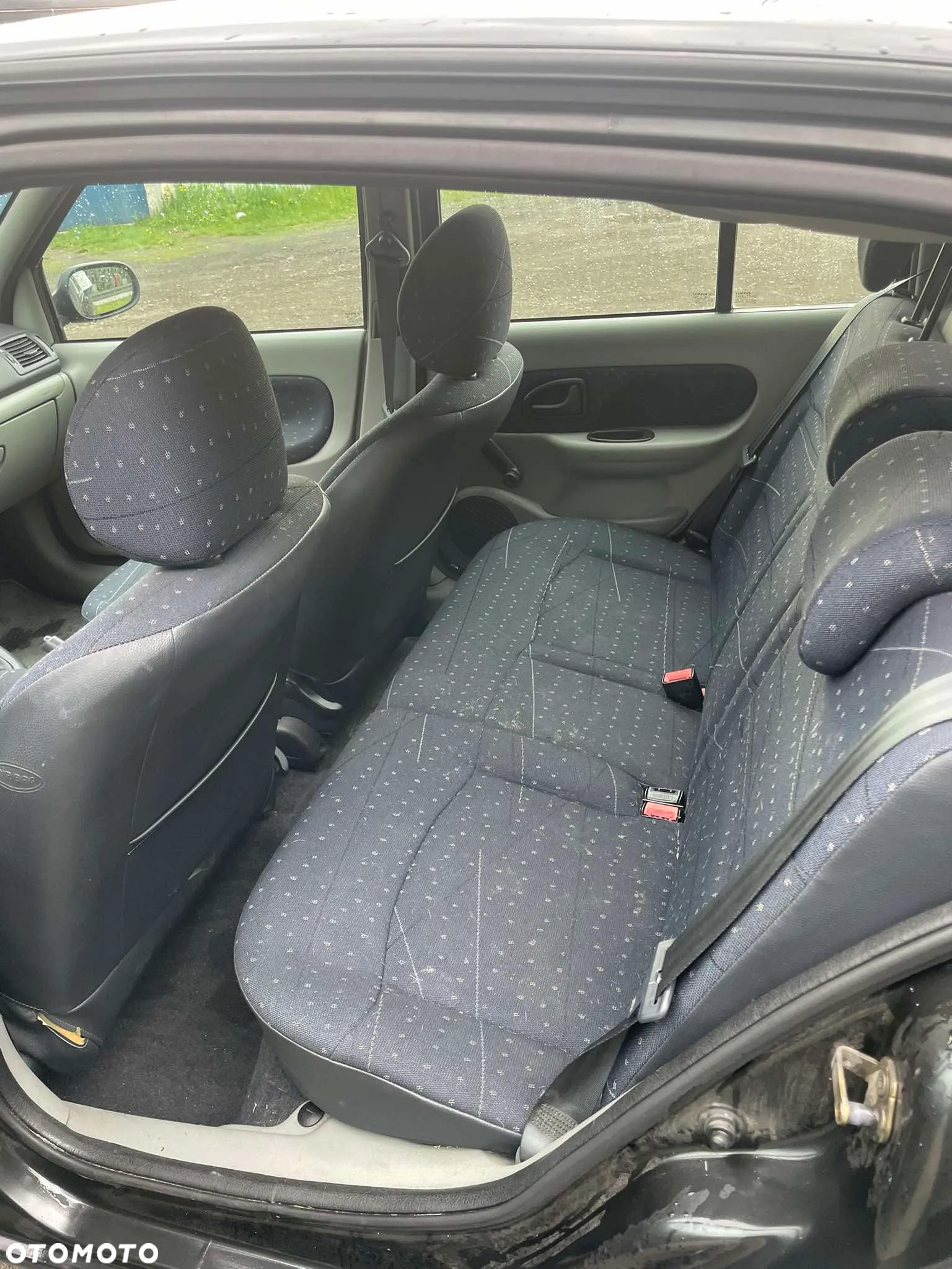 Renault Clio - 17