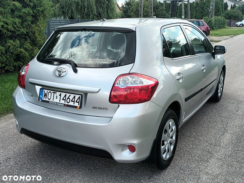 Toyota Auris 1.33 VVT-i Life Comfort - 7