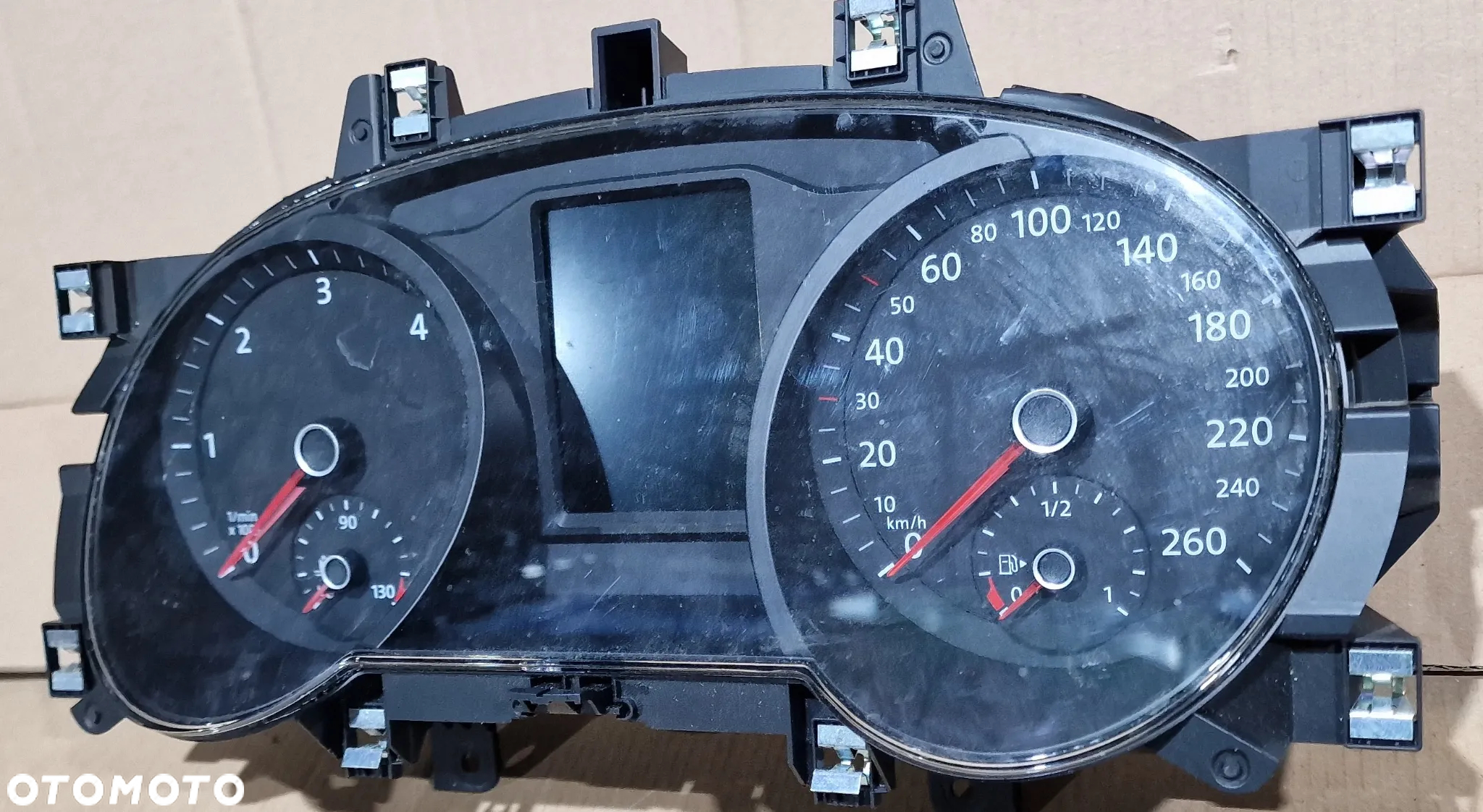 LICZNIK ZEGARY 3G0920741A VW PASSAT B8 - 4