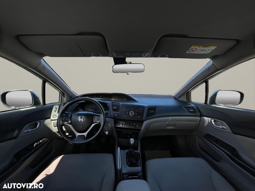 Honda Civic 1.8 i-VTEC Comfort - 17