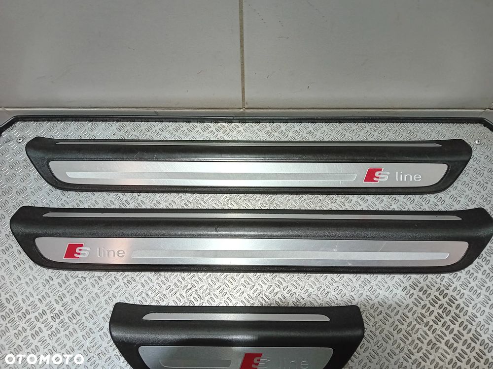 listwy progowe nakładki S-LINE orginał Audi Q3 2015 komplet - 2
