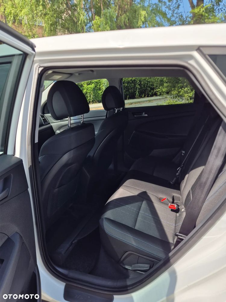 Hyundai Tucson 1.6 GDI BlueDrive Classic 2WD - 11