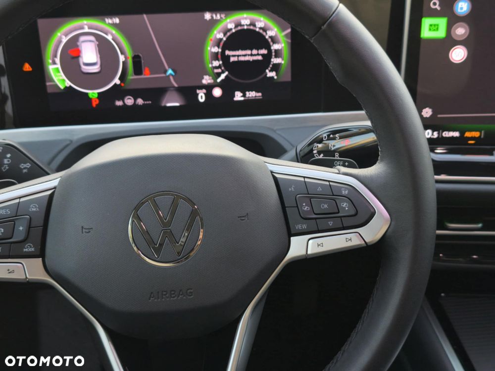 Volkswagen Passat 2.0 TDI SCR DSG Elegance - 26