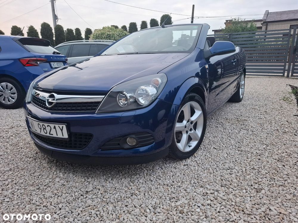 Opel Astra 1.8 Edition 111 Jahre - 4