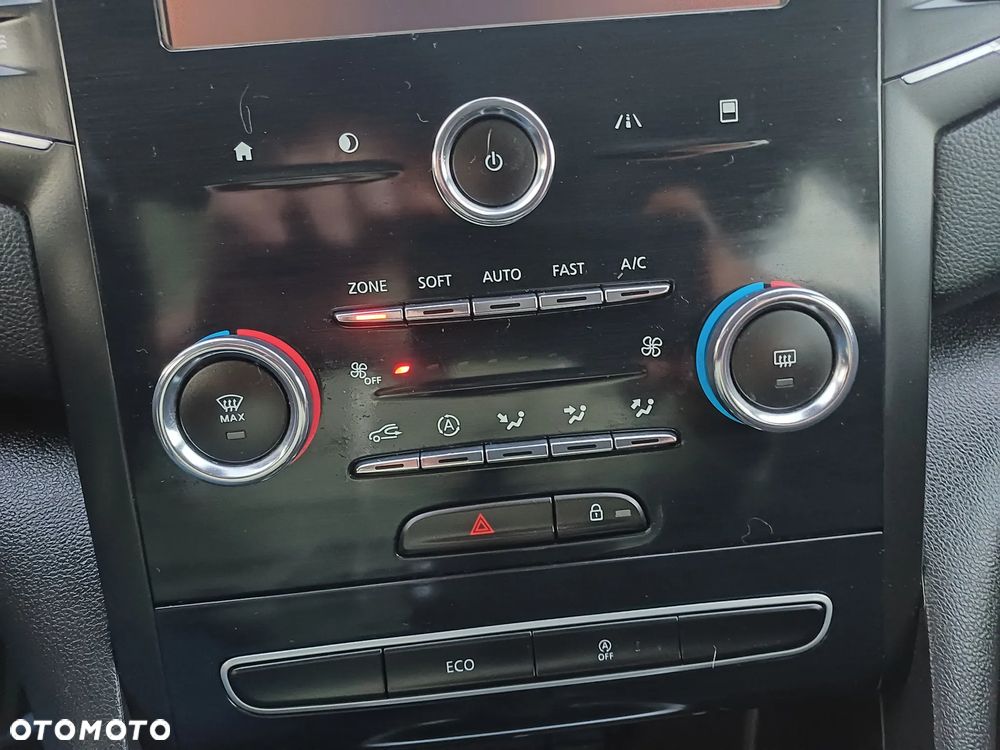 Renault Megane 1.5 Blue dCi Intens - 19