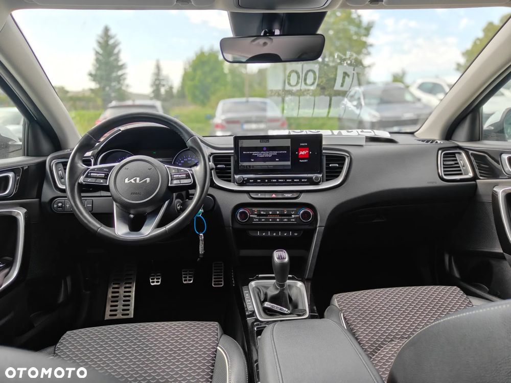 Kia Ceed - 15