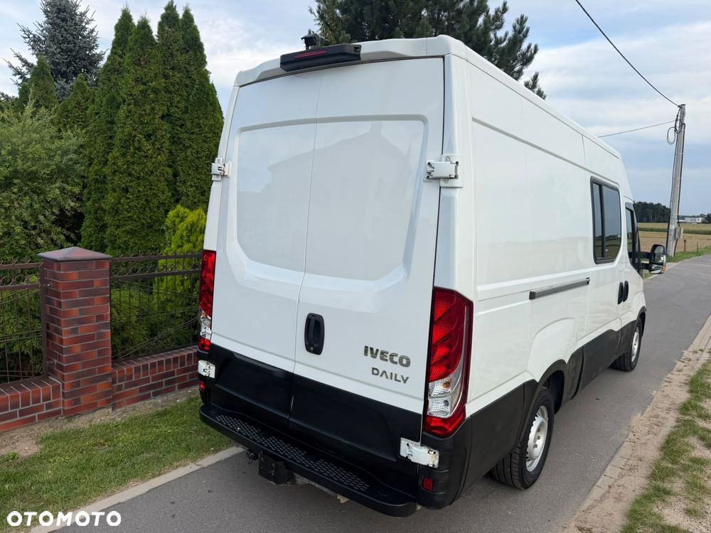 Iveco DAILY _ Tylko 116.000km ! _ 2018 Rok _ L3H2 _ 7 Osobowy - 38