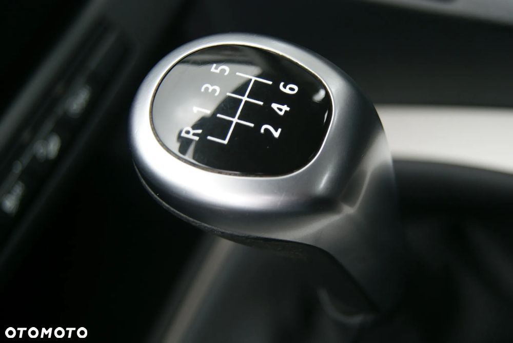 BMW X1 xDrive18d - 14