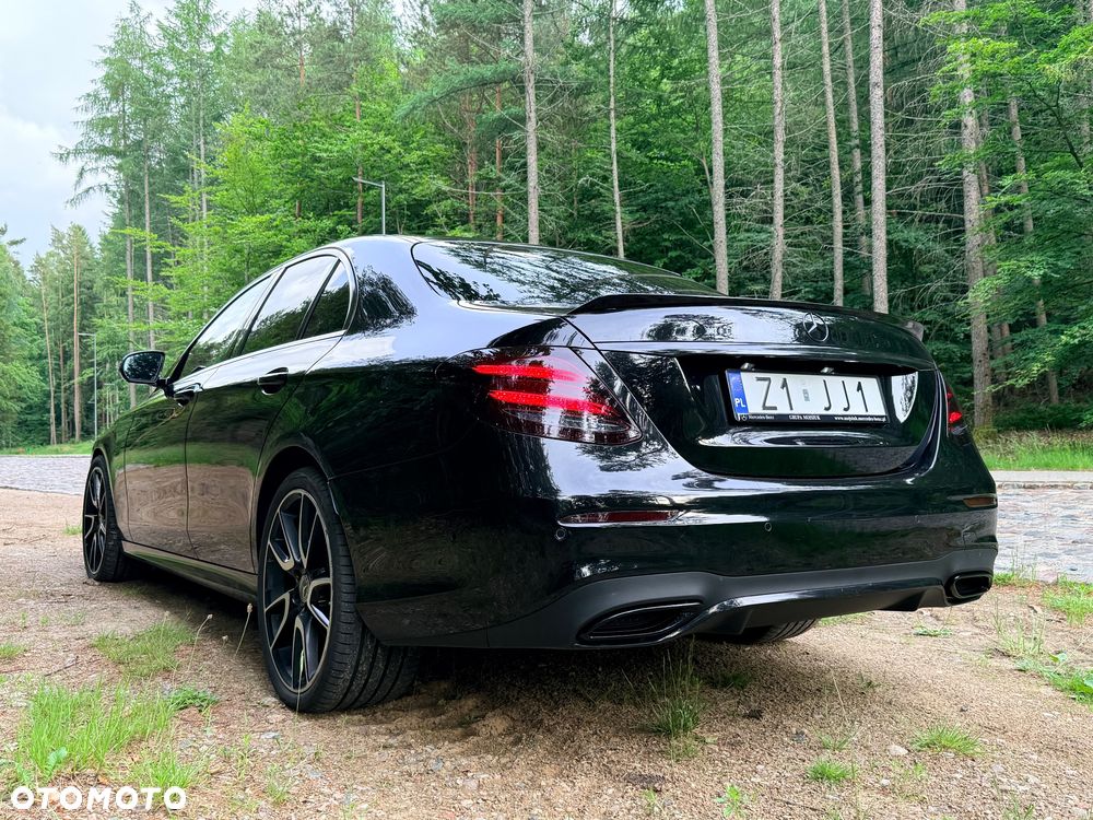 Mercedes-Benz Klasa E 220 d 4-Matic 9G-TRONIC - 9