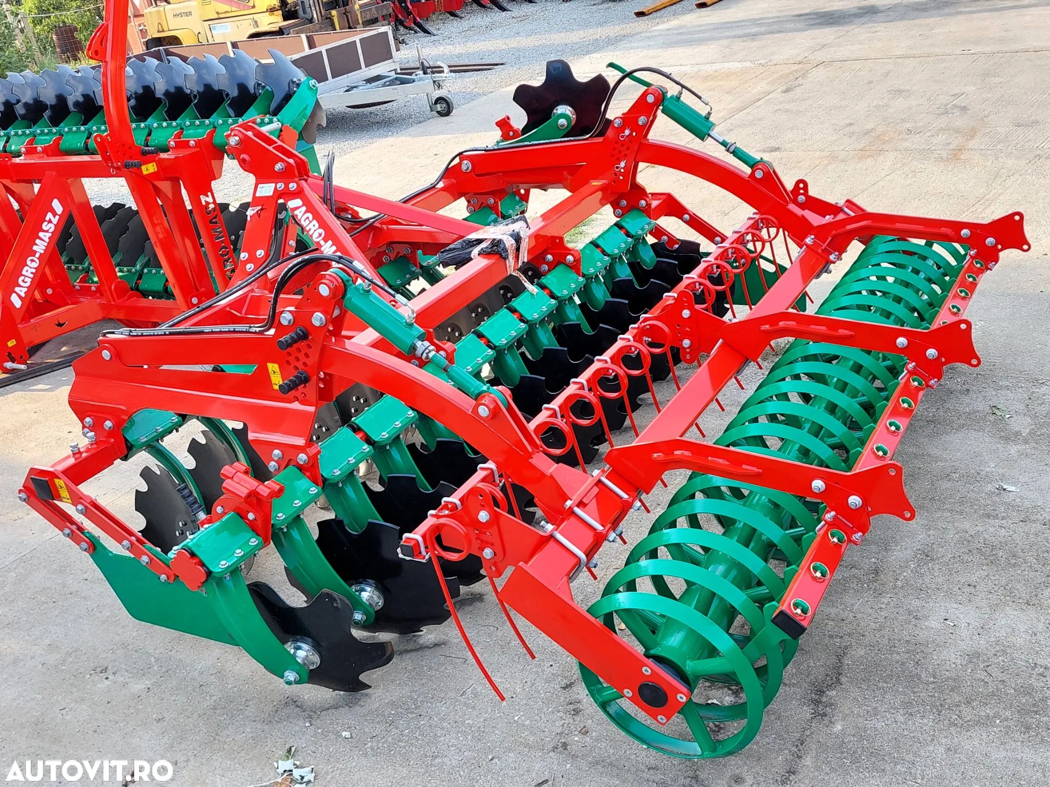 Agro-Masz BT30 terradisc purtat de 3m - 1