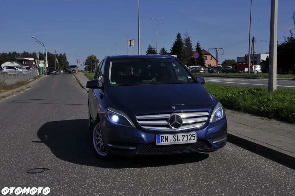 Mercedes-Benz Klasa B 200 CDI (BlueEFFICIENCY) - 9
