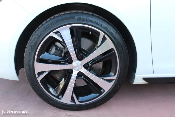 Peugeot 308 1.6 e-THP GT - 9