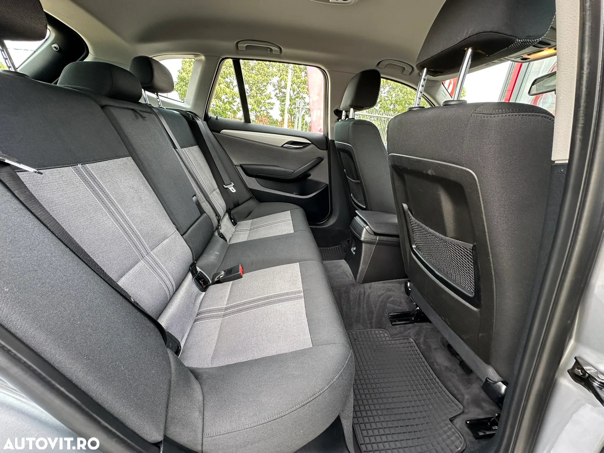 BMW X1 xDrive18d Sport Line - 8