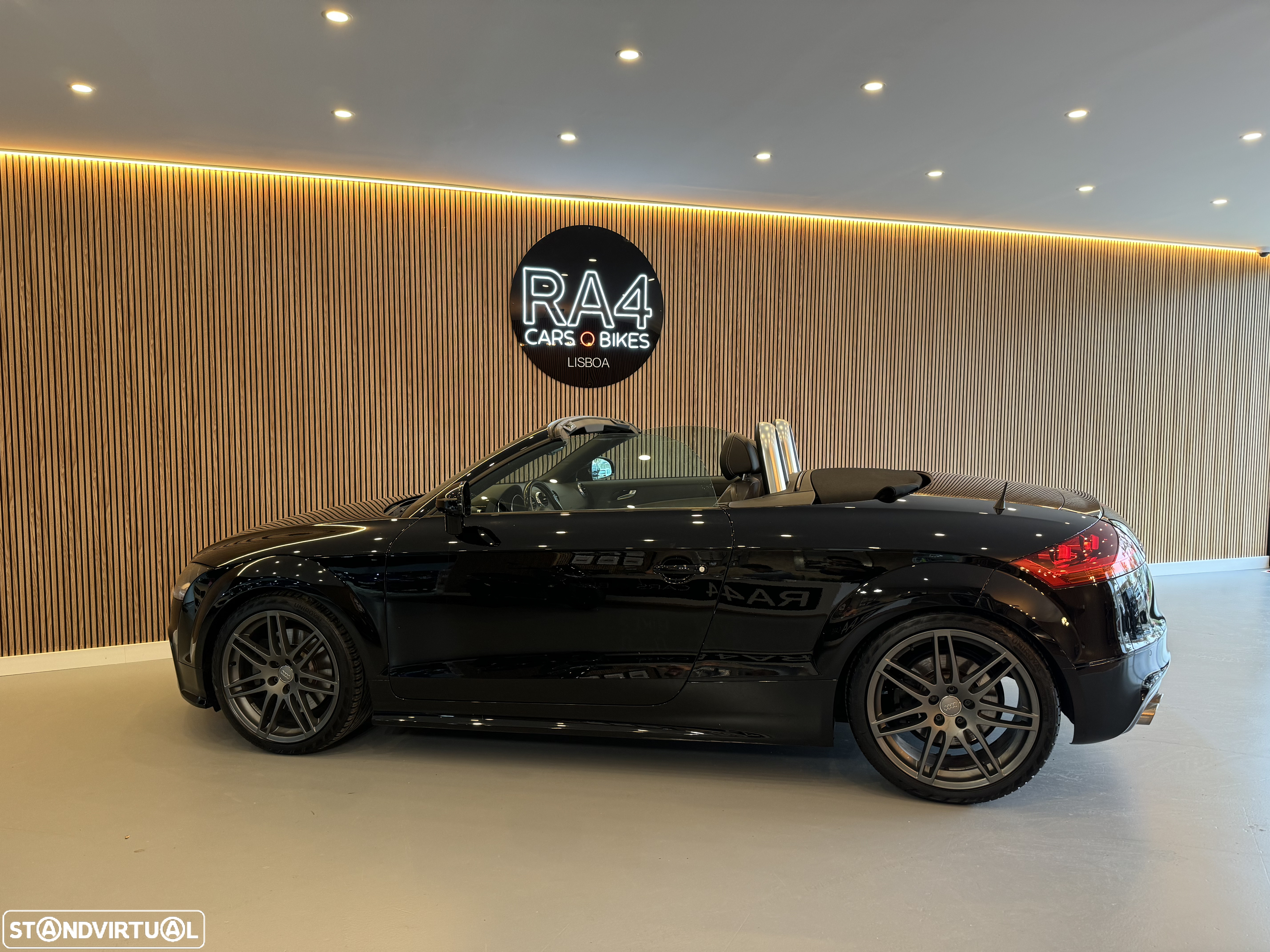 Audi TTS Roadster 2.0 TFSi quattro - 3