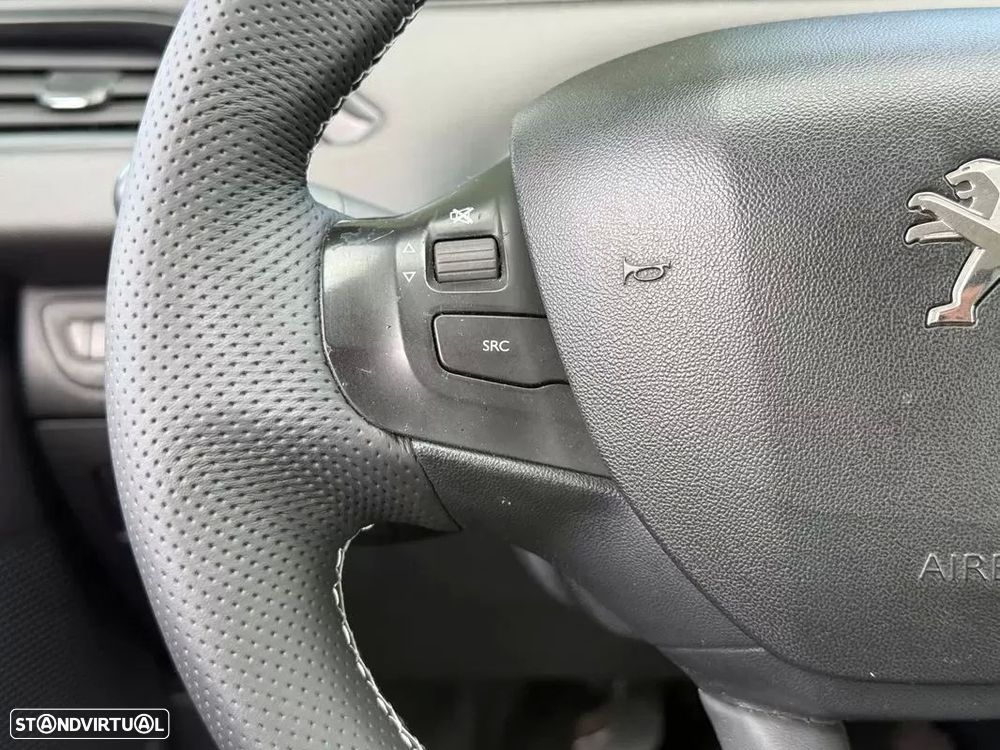Peugeot 208 1.6 BlueHDi Style - 20