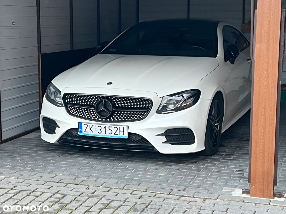 Mercedes-Benz Klasa E 400 Coupe 4-Matic 9G-TRONIC - 10