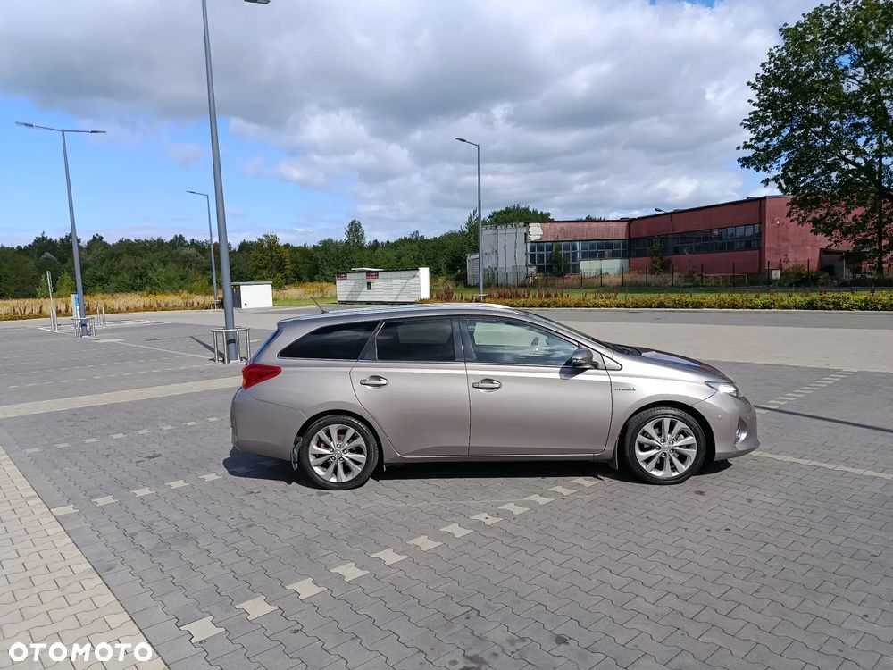 Toyota Auris - 4