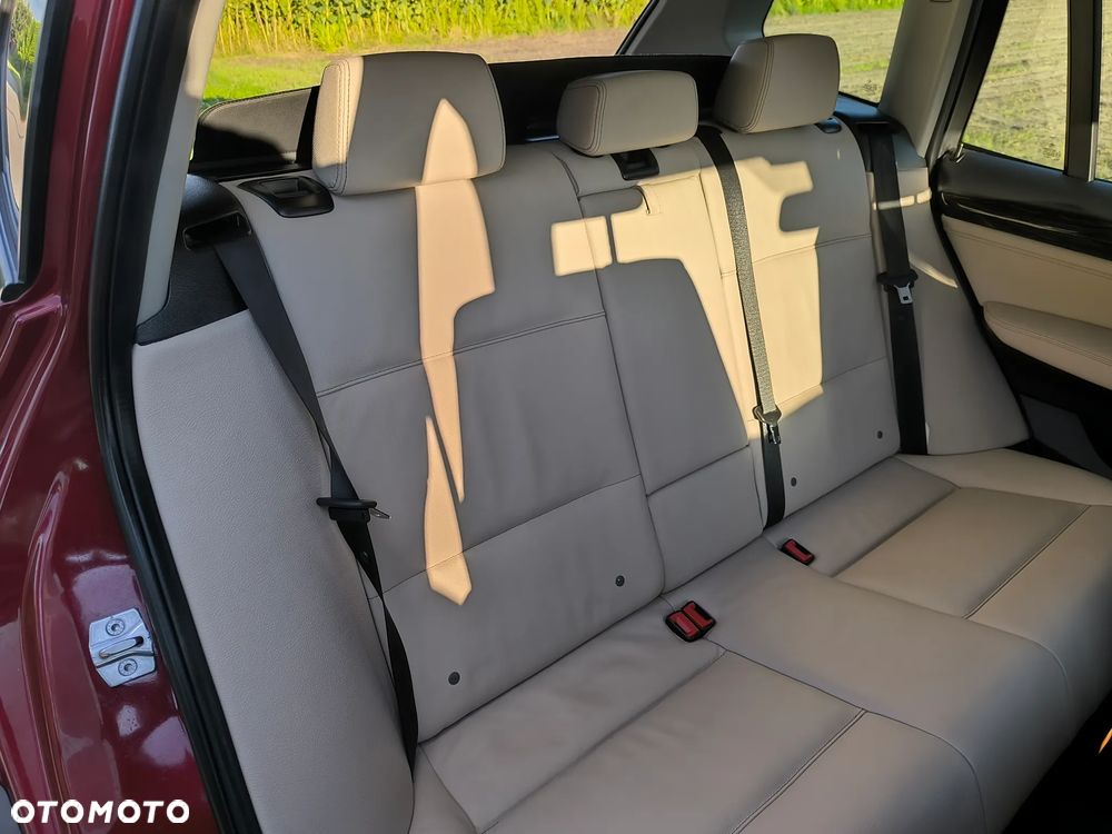 BMW X3 xDrive28i xLine - 23