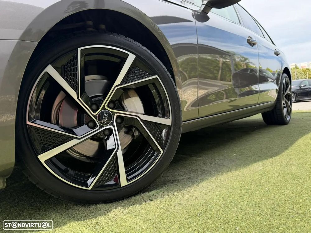 Audi A4 Avant - 4