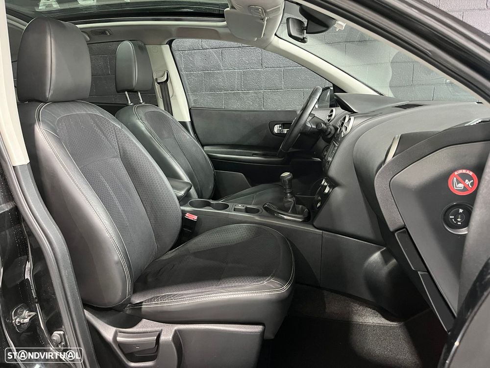Nissan Qashqai 1.6 dCi TEKNA+ - 11