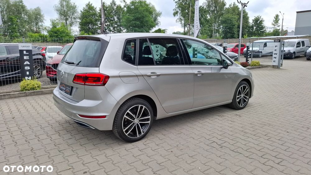 Volkswagen Golf Sportsvan - 33