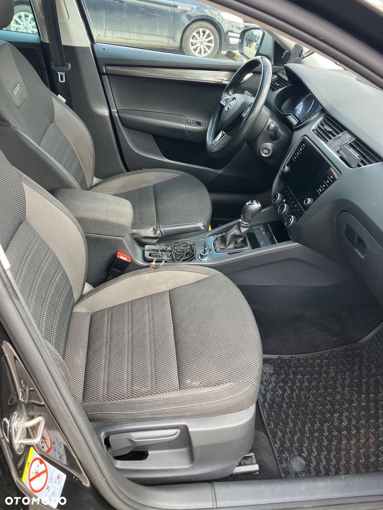 Skoda Octavia 2.0 TDI 4x4 DSG Scout - 9