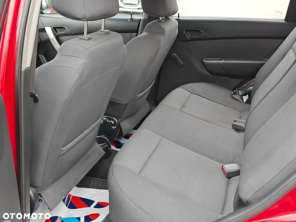 Chevrolet Aveo 1.2 Plus - 11