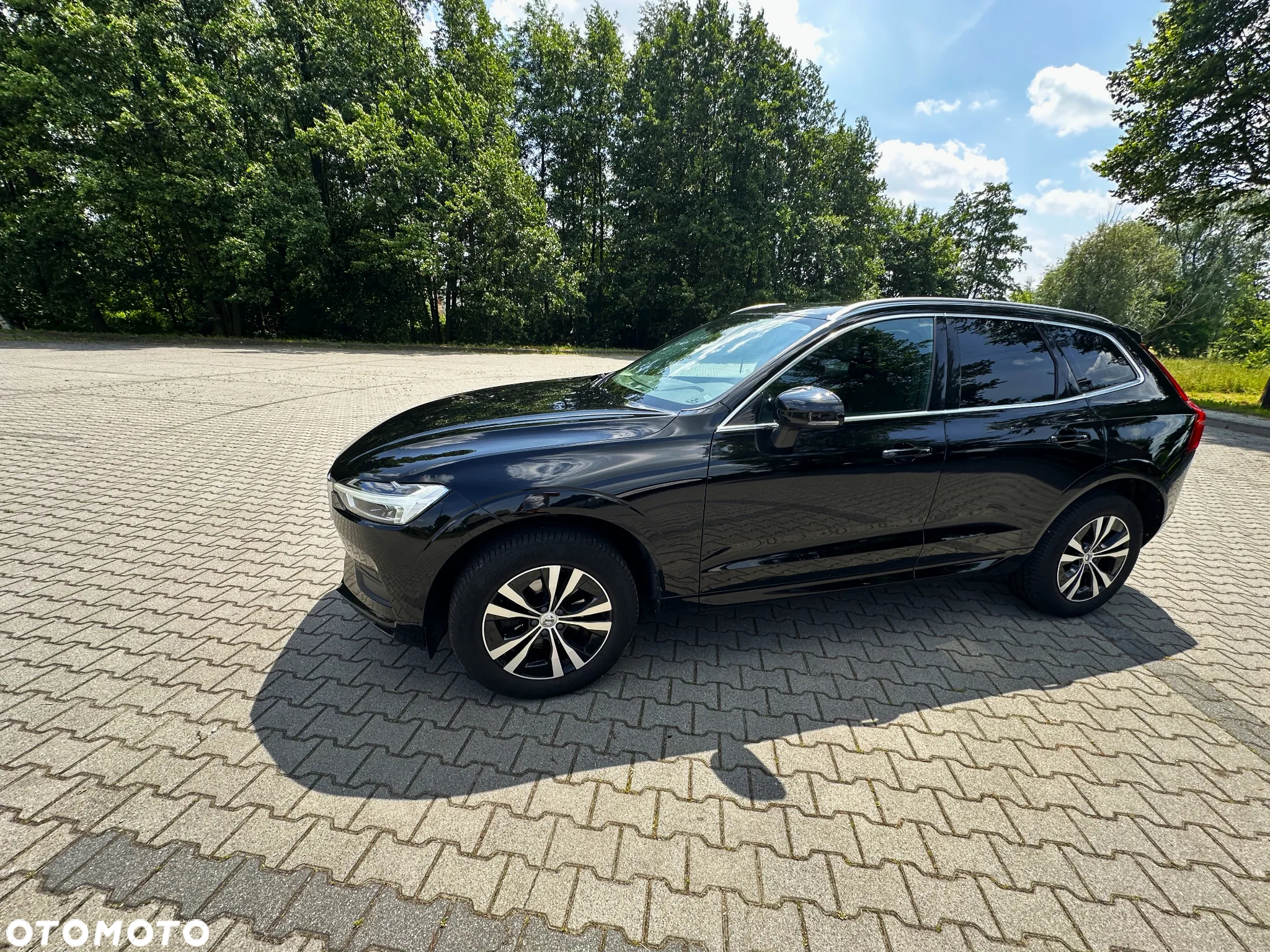 Volvo XC 60 D4 Momentum Pro - 23
