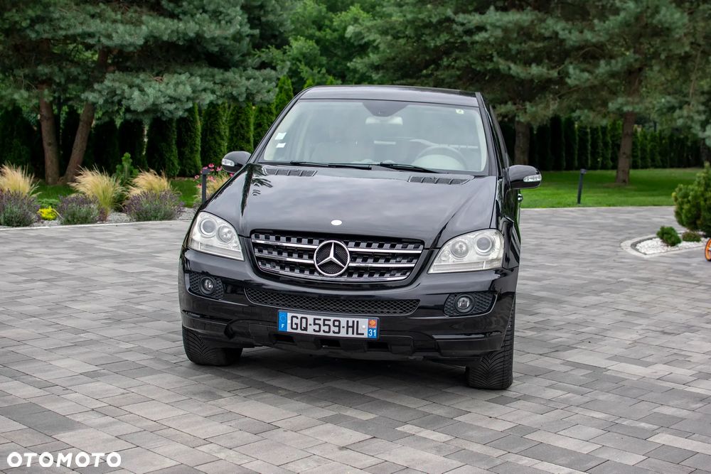 Mercedes-Benz ML - 11