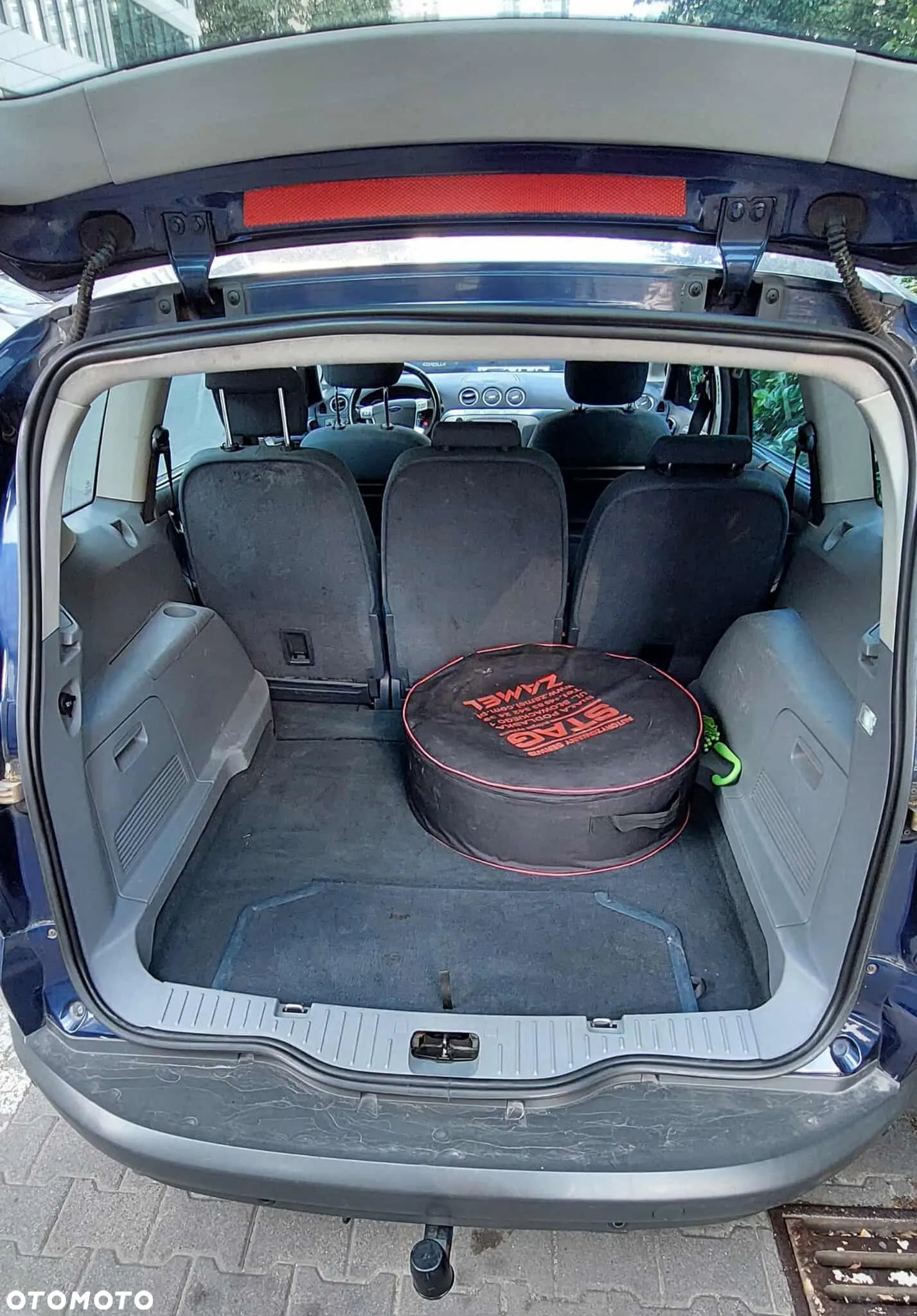 Ford S-Max - 9