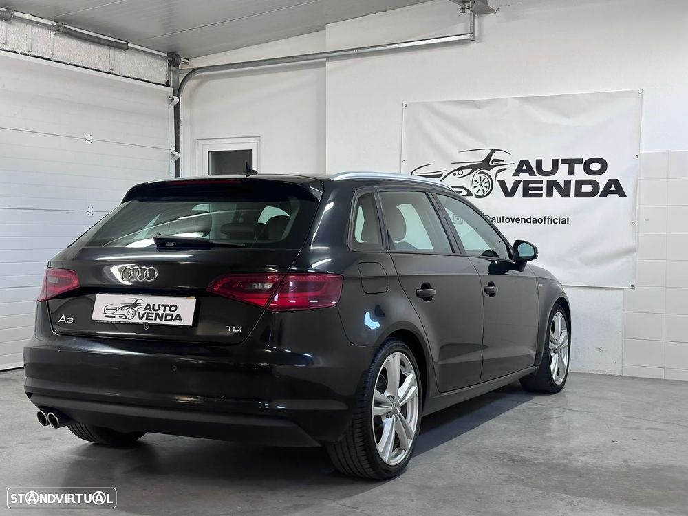 Audi A3 Sportback 2.0 TDI S line Sport Pack - 6