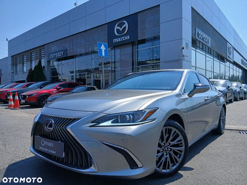 Lexus ES 300h Business Edition - 2